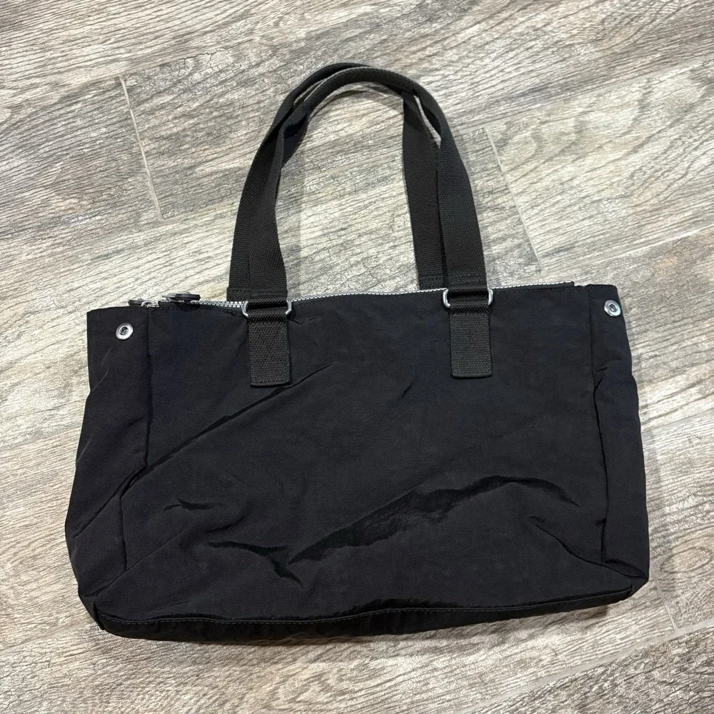 Kipling Black Nylon Shoulder Bag Medium Zip Inner Pockets HB6728-001
